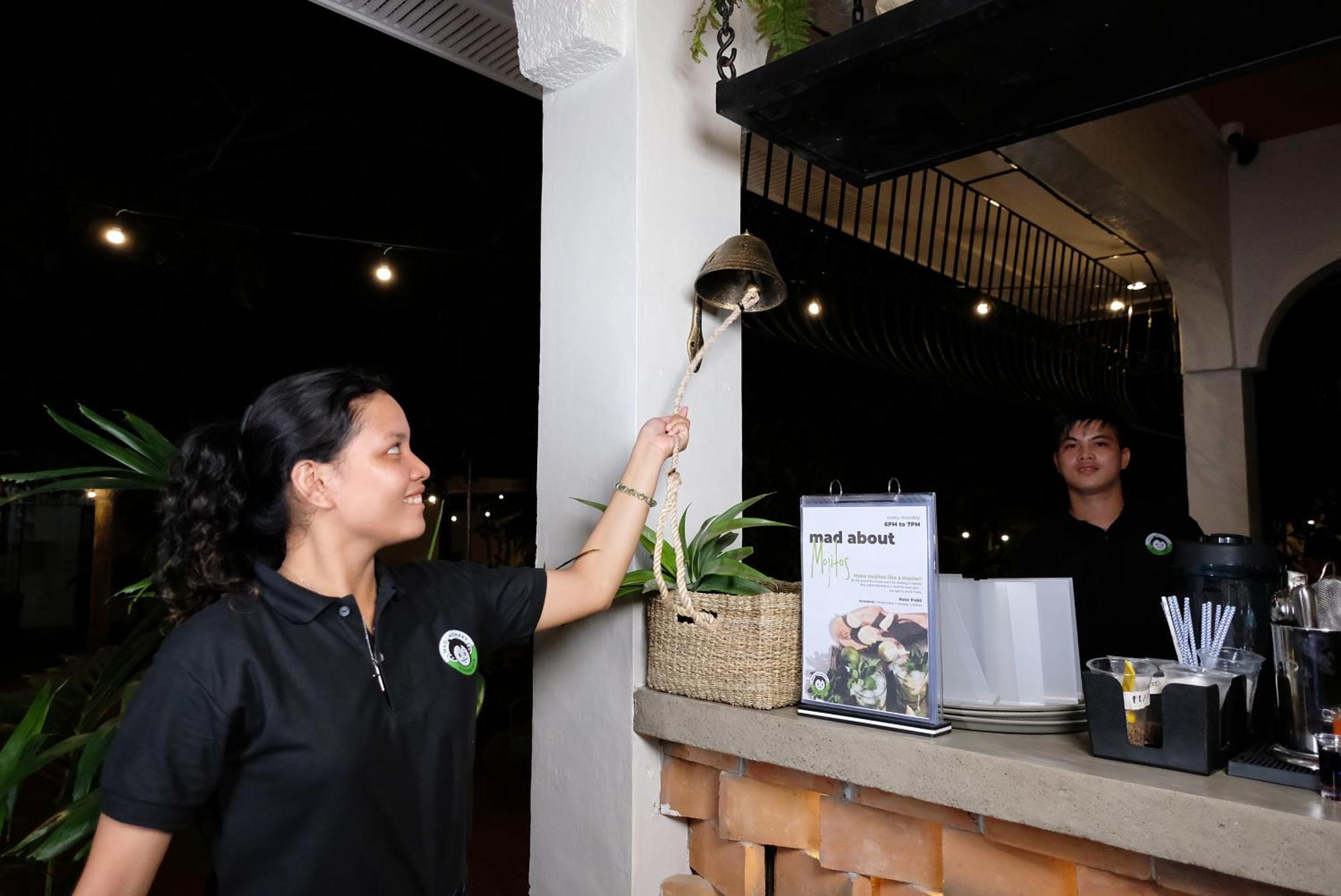 Mad Monkey Dumaguete Vandrerhjem Dumaguete City Eksteriør bilde