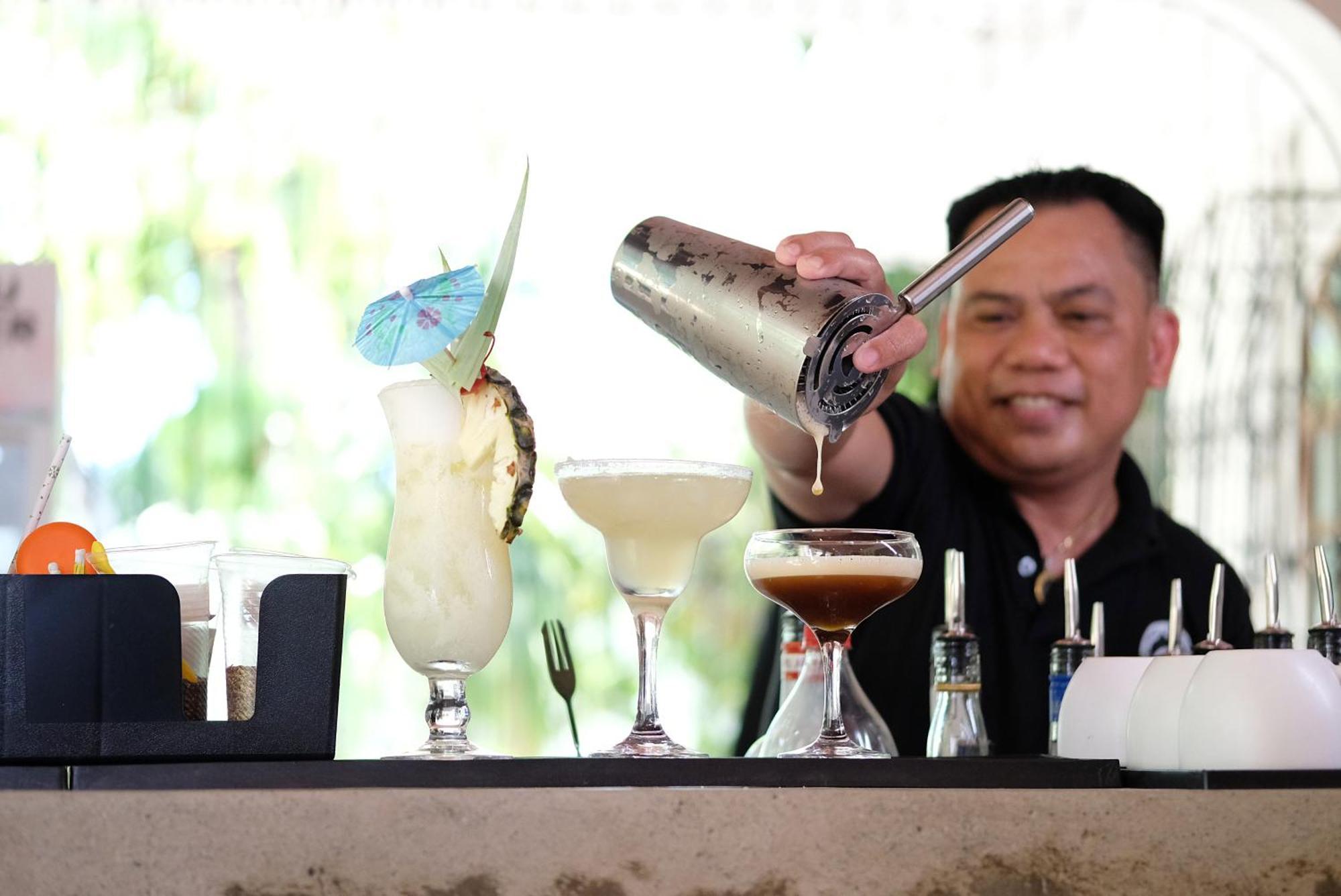 Mad Monkey Dumaguete Vandrerhjem Dumaguete City Eksteriør bilde